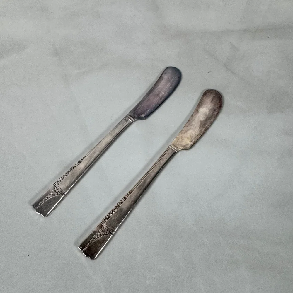 Set of‎ 2 Oneida Nobility Plate Silver Plated Butter Spreader Knife Caprice